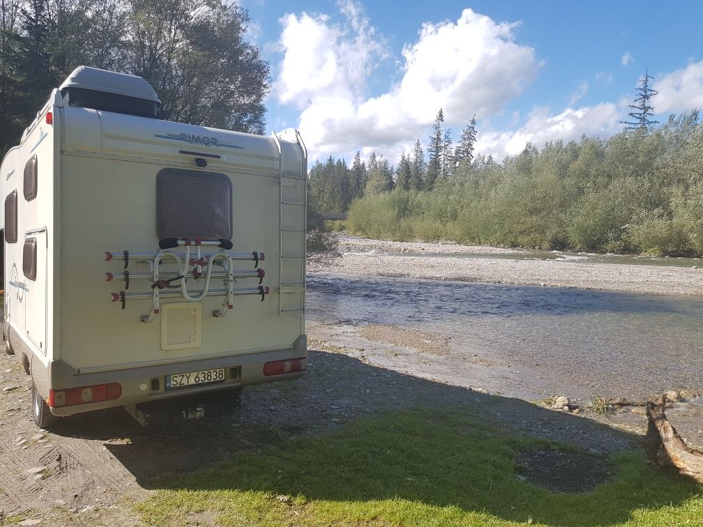 Spij gdzie chcesz KAMPER wynajem wypożyczalnia 6 osob.