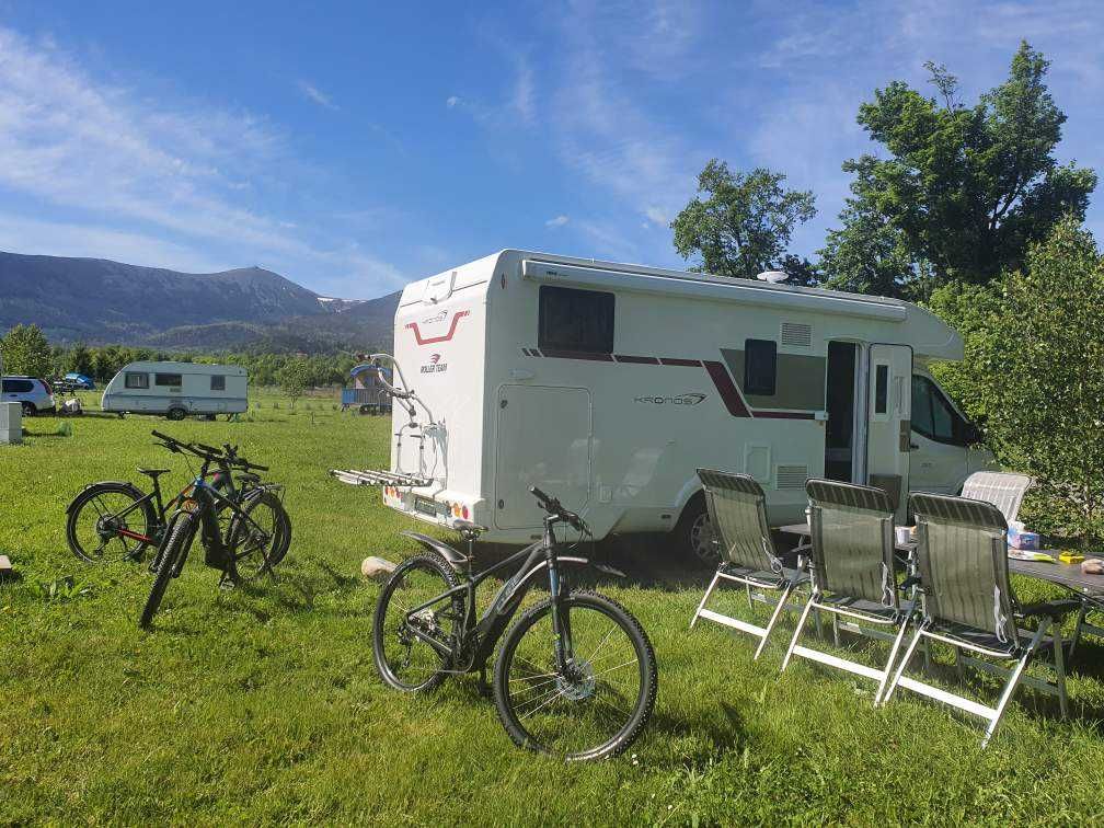 Wynajem całorocznych kamperów-AUTOMAT