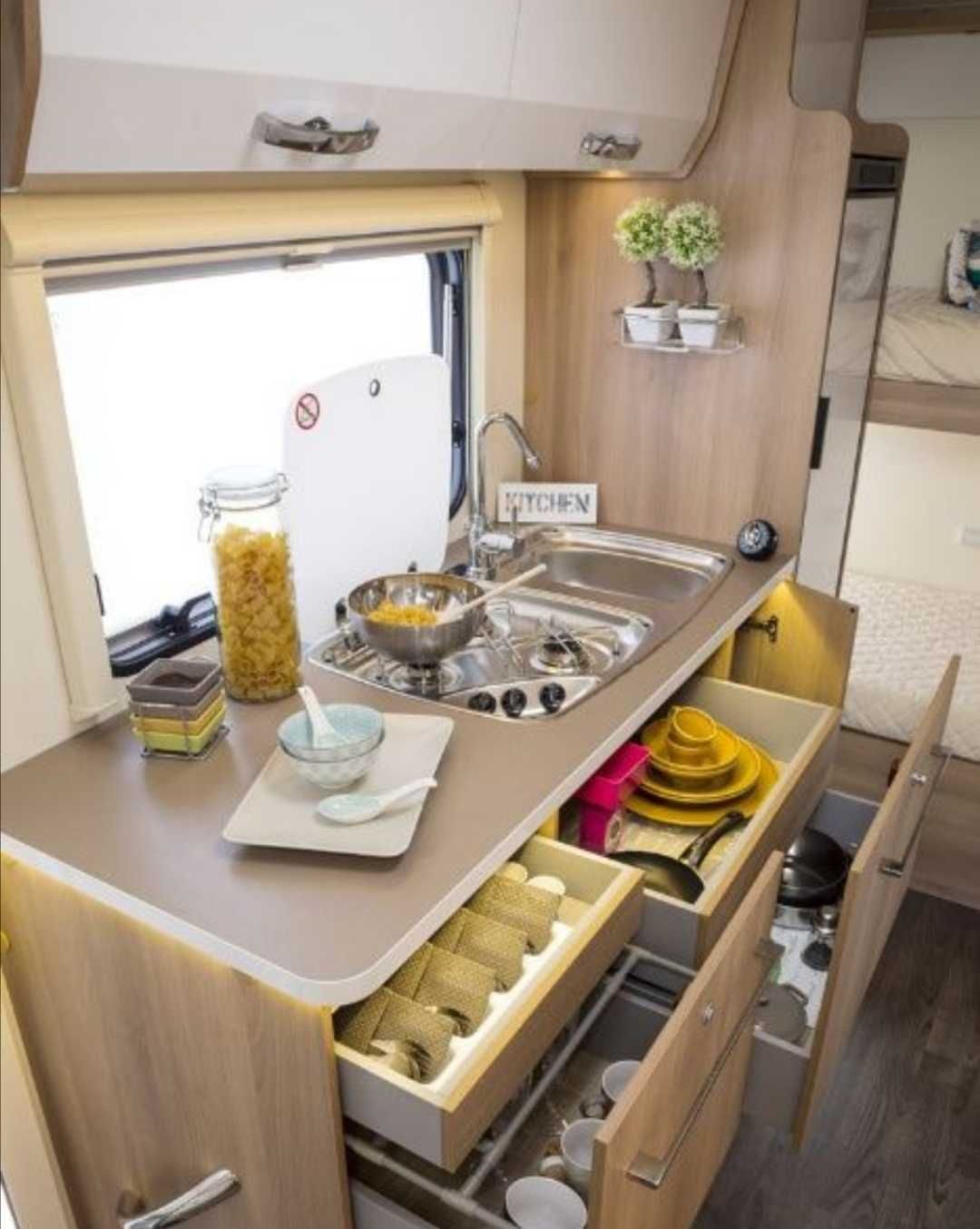 kamper do wynajęcia 7 osob. ekskluzywny, wynajem camper,wypożyczalnia
