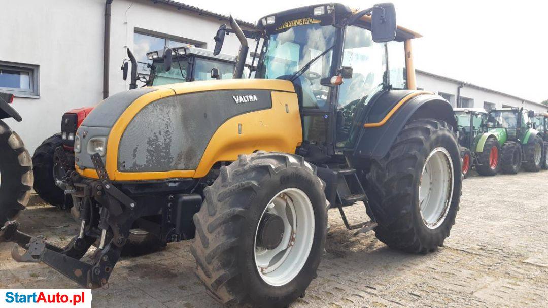 Valtra T151