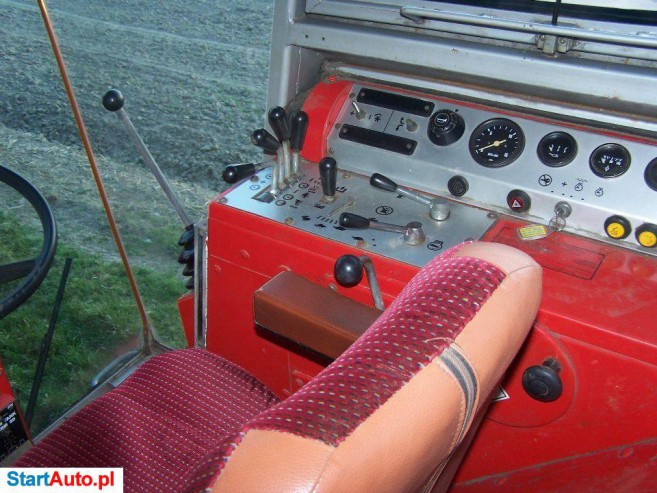 Massey Ferguson 835