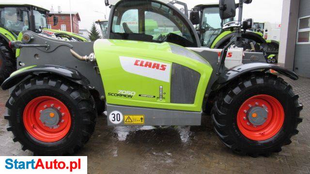 Claas SCORPION 7050