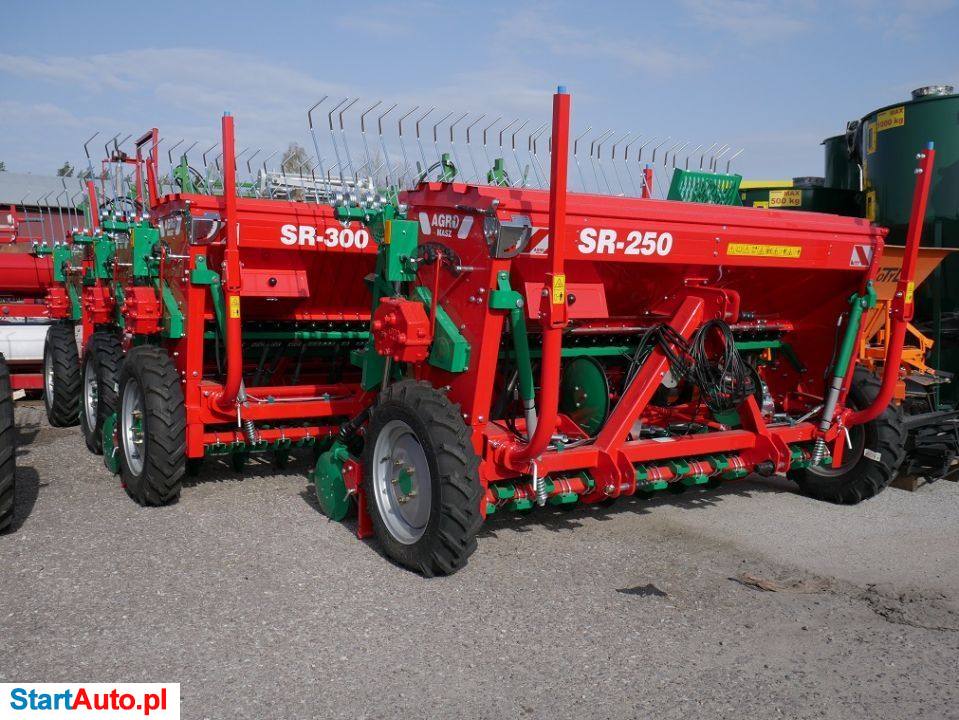 Agro-Masz Siewnik Zbożowy 2.5m 2.7m 3m 3.5m 4m
