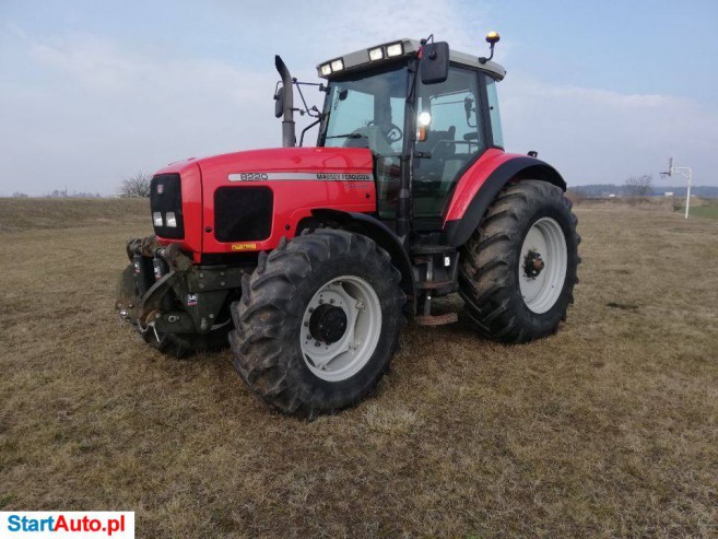 Massey Ferguson 8220