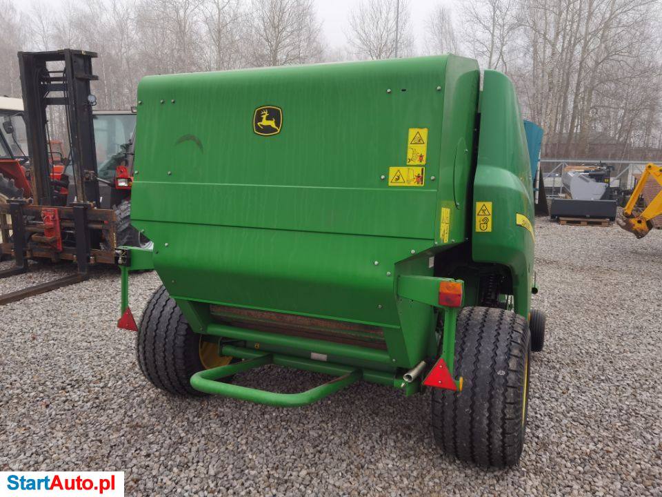 Prasa Rolująca John Deere F 440 M