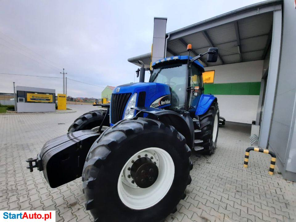 New Holland TG 255