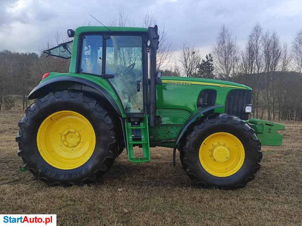 John Deere 6820s