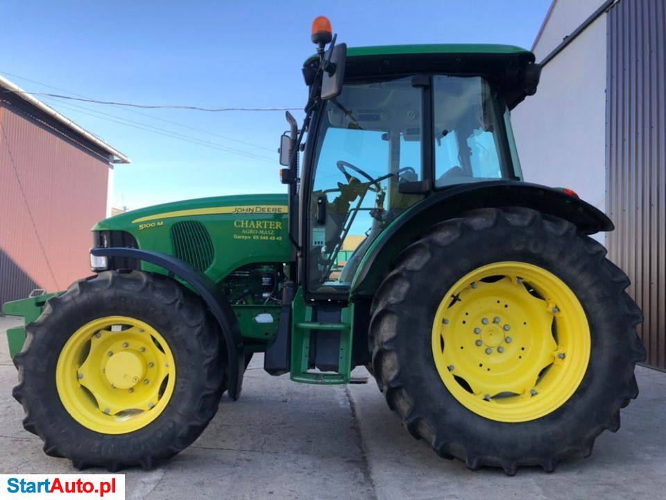 John Deere 5100M