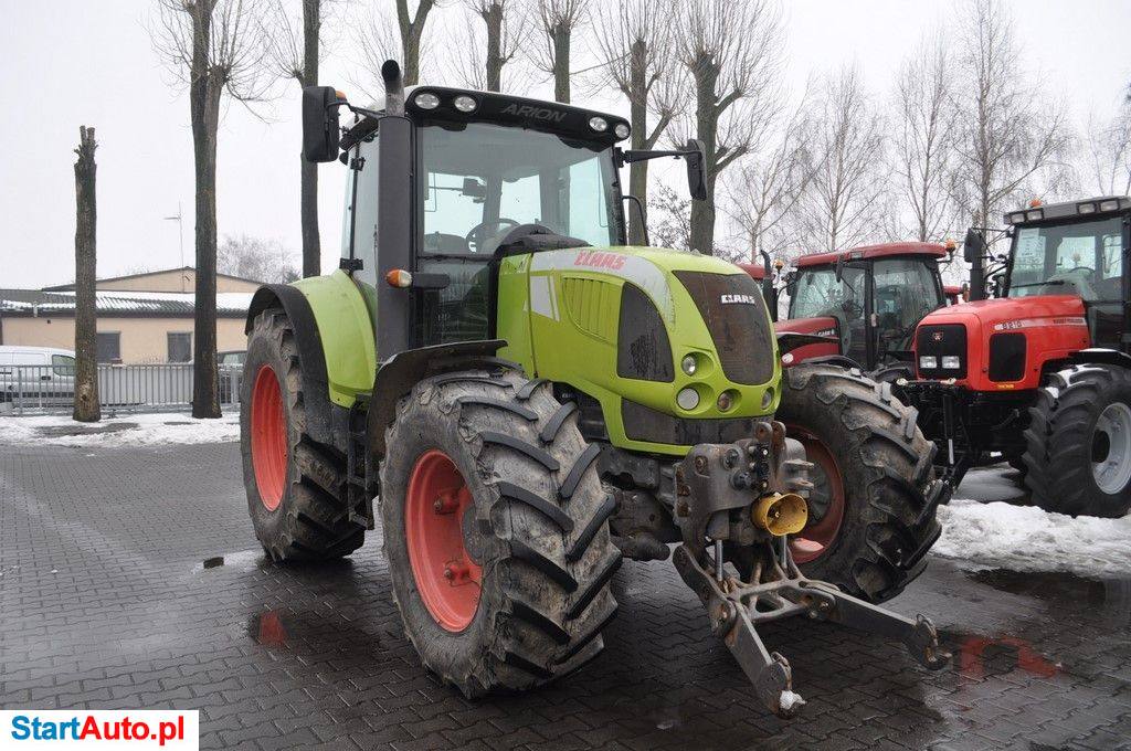 Claas ARION 640