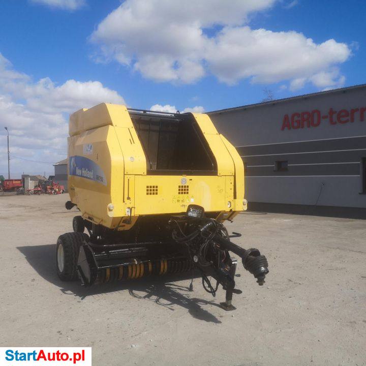 New Holland BR750 SUPER FEED