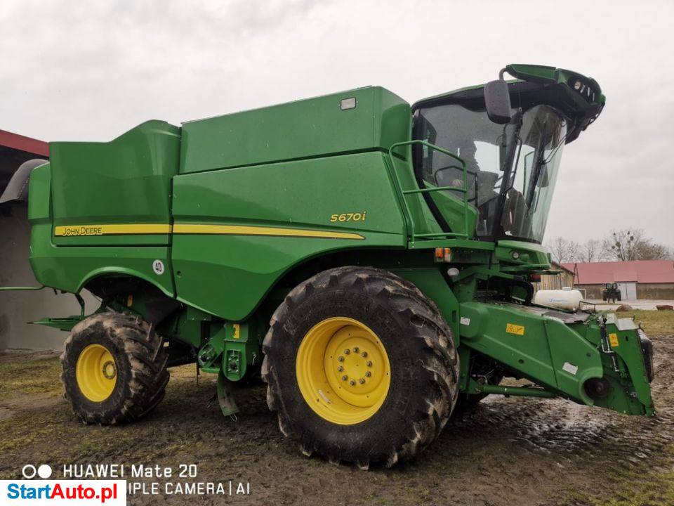 John Deere S670i
