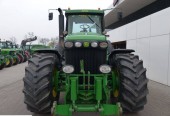 John Deere 8320