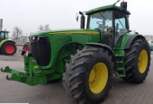 John Deere 8320