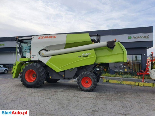 Claas Tucano 440 Heder C660