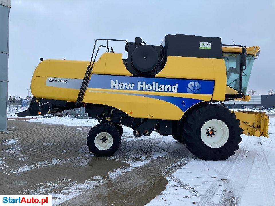 New Holland CSX7040