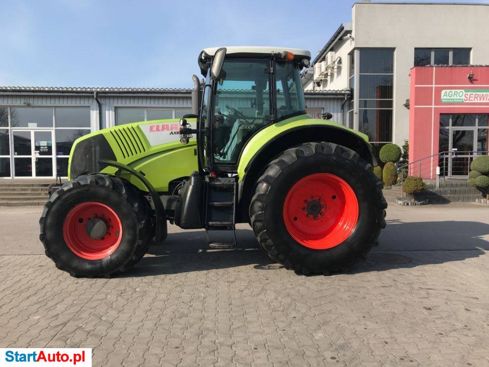 Claas AXION 810