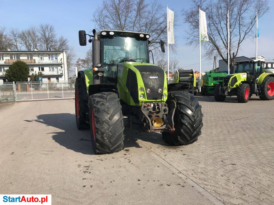 Claas AXION 810
