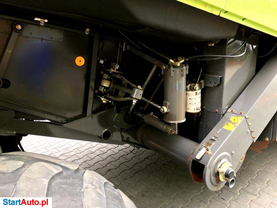 Claas Lexion 470 / 480 Montana V 660