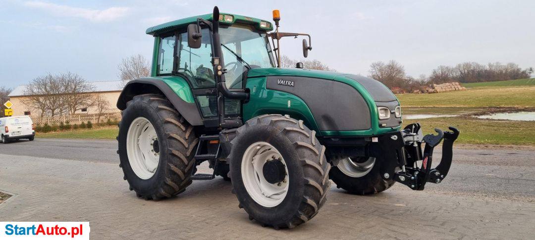 Valtra T140