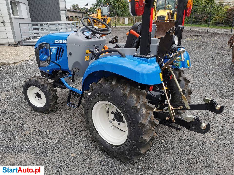 New Holland Boomer 20 4×4