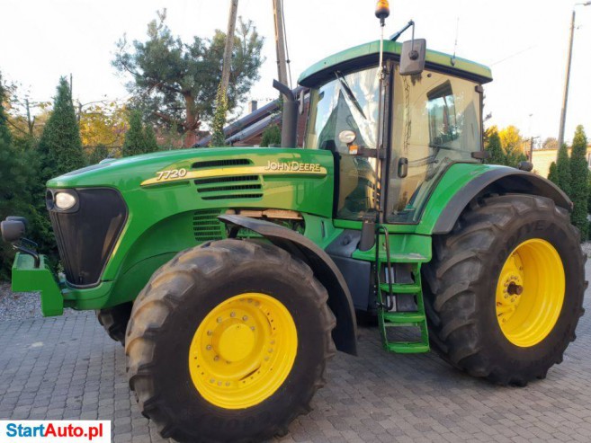 John Deere 7720 Sprowadzony