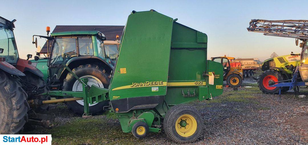 John Deere 592