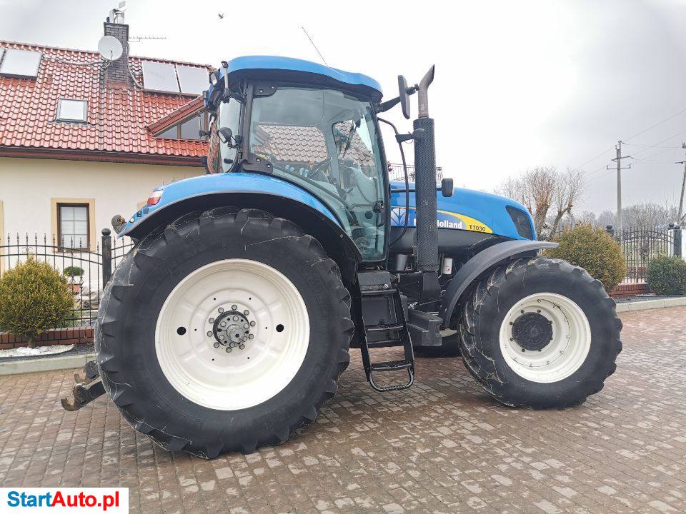 New Holland T7030, 165KM