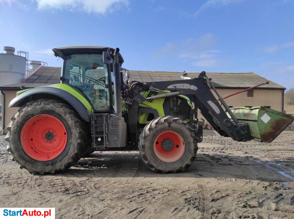 Claas Axion 810