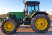 John Deere 7810
