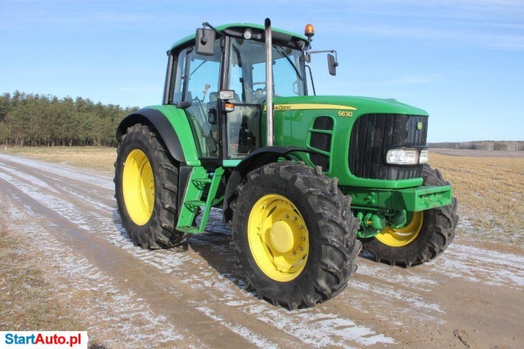 John Deere 6630