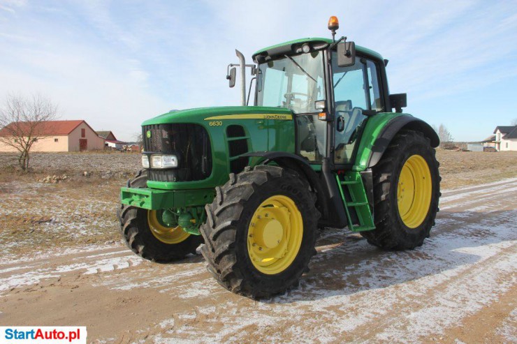 John Deere 6630