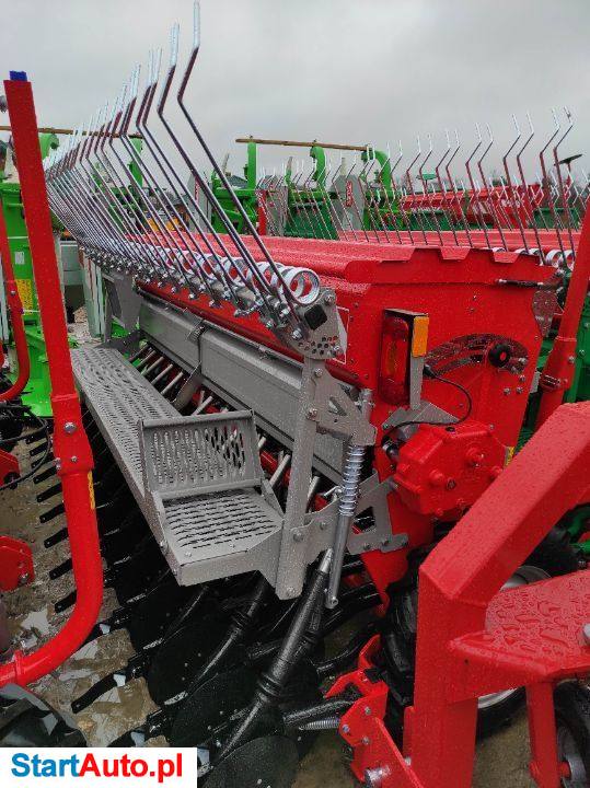 Agro-Masz Siewnik Zbożowy 3,0m Talerzowy + Sterownik AM+ Grano-System Od Ręki