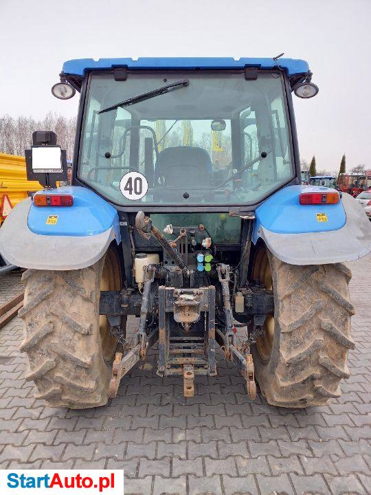 New Holland T5040