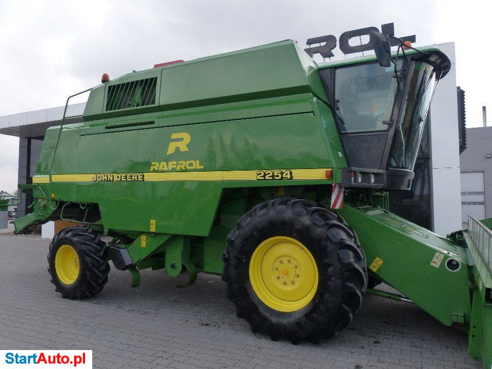 John Deere 2254