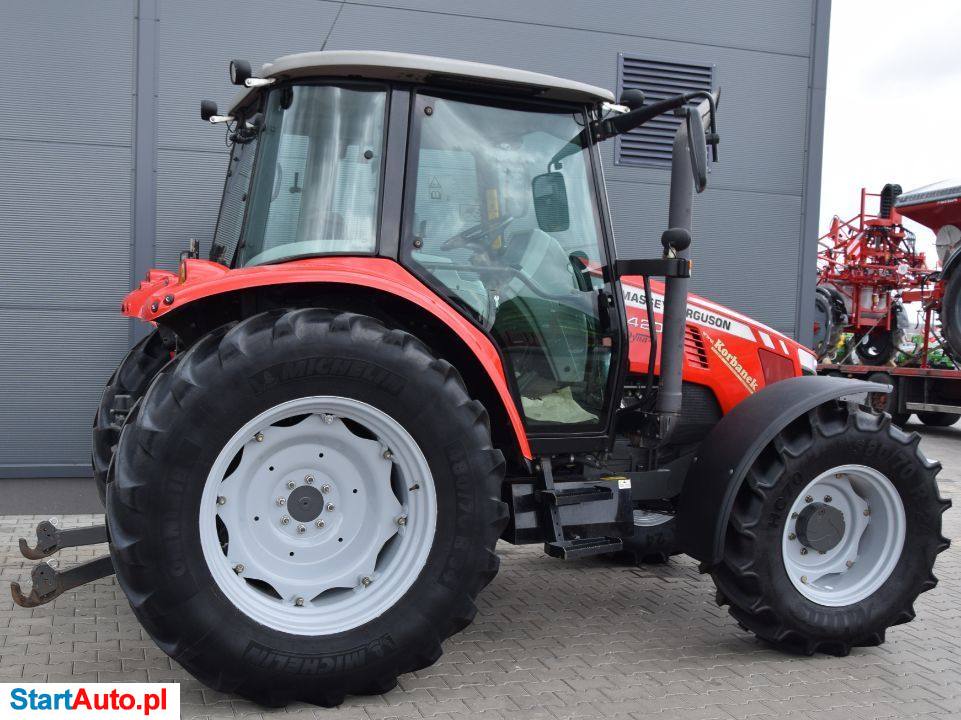 Massey Ferguson 5420 Dyna-4