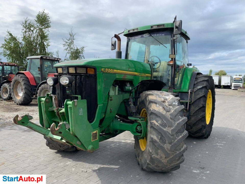 John Deere 8200 8100 8210 New Holland G 235