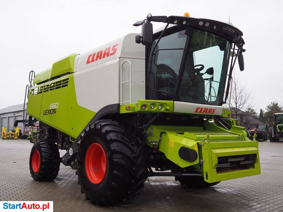 Claas Lexion 660 + V770