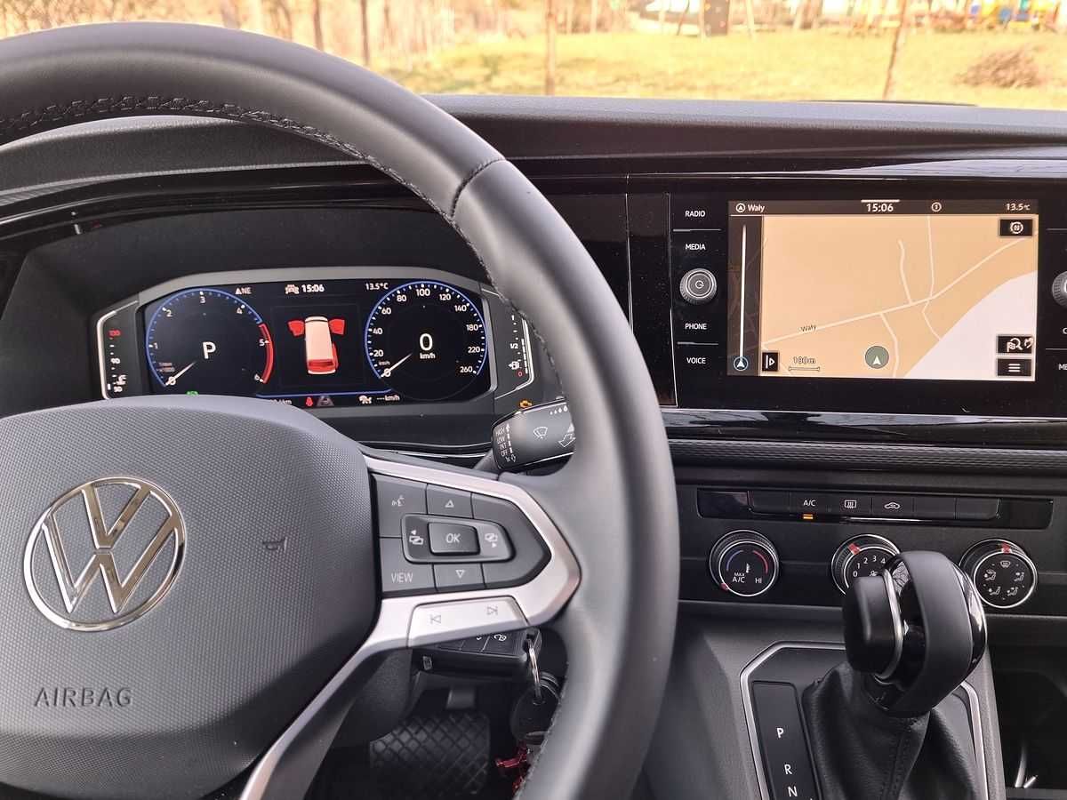 Wynajem Kampera – Nowy VW California Coast Warszawa