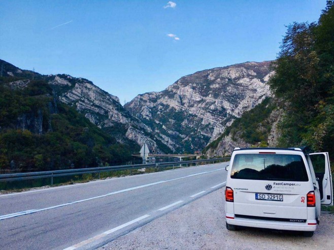 Wynajem kampera Volkswagen California WOLNY WEEKEND MAJOWY! FastCamper