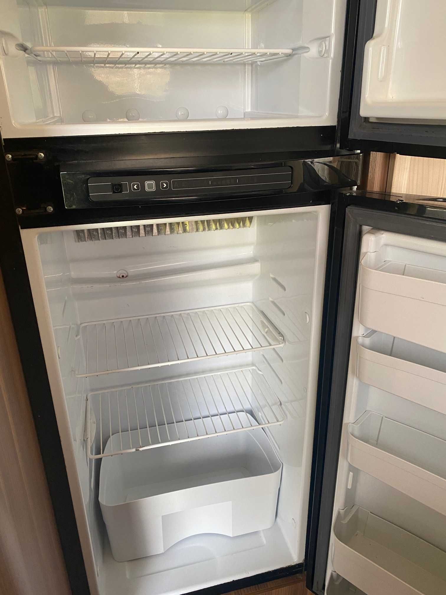 Camper Kamper 8 0sób wynajem od 250 zł doba