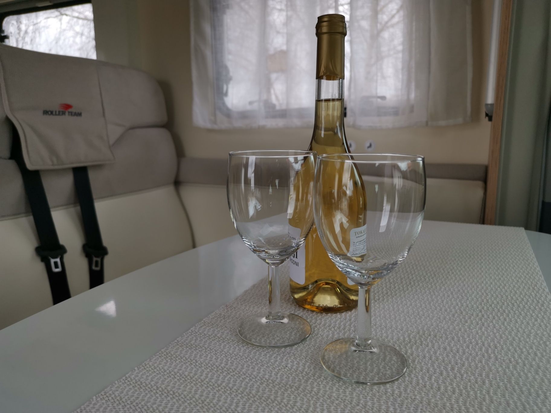 Wynajem kamperów Łódź, kampery Roller Team, kamper 5-cio osobowy