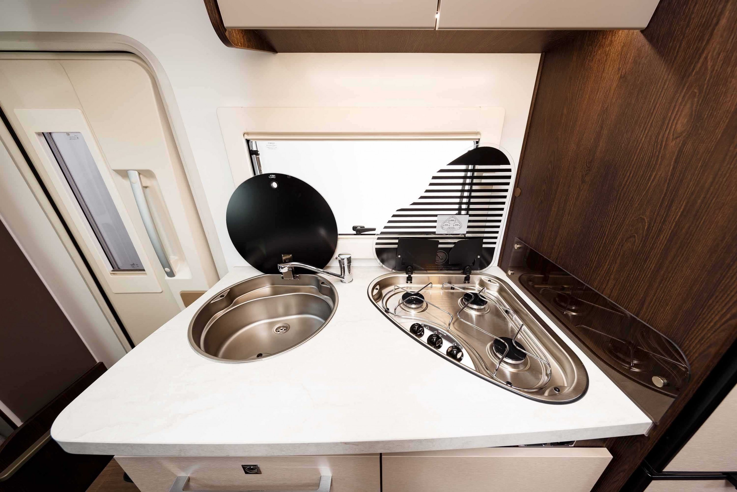 Wynajem kampera. NOWY kamper na wynajem