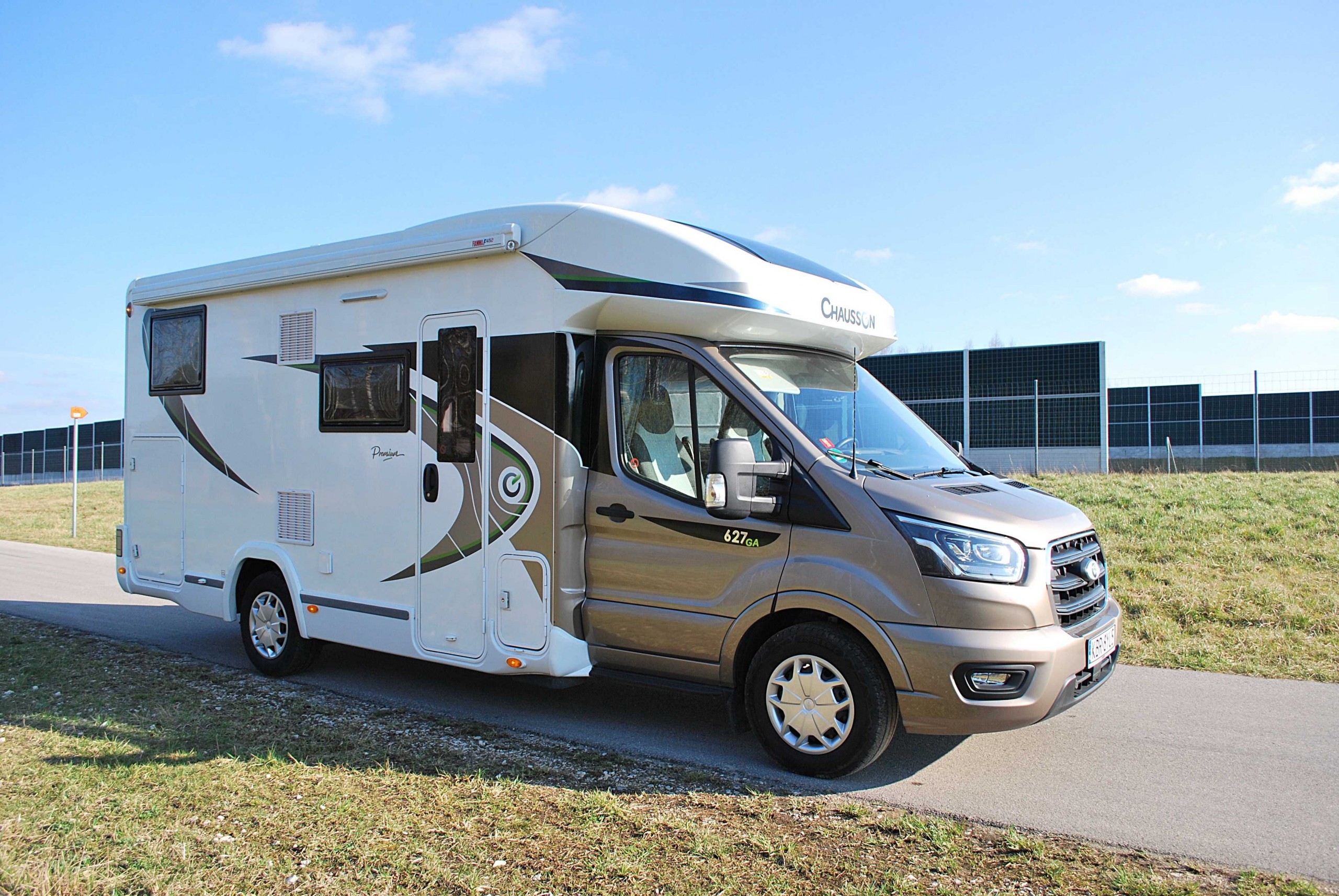 Wynajem półintegra, kamper, Chausson, automat, Kraków, Brzesko