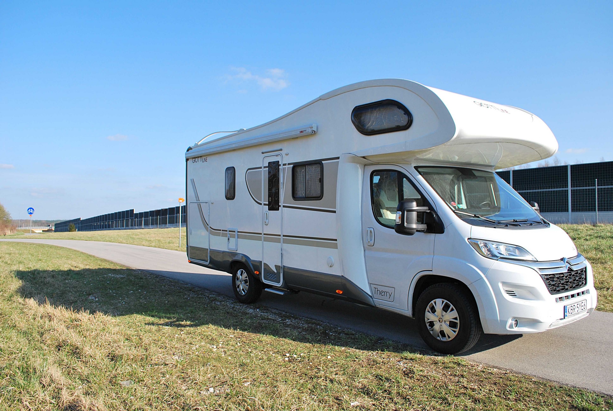 Wynajem alkowa, kamper, 5 osób, Giotti-line, Kraków, Brzesko