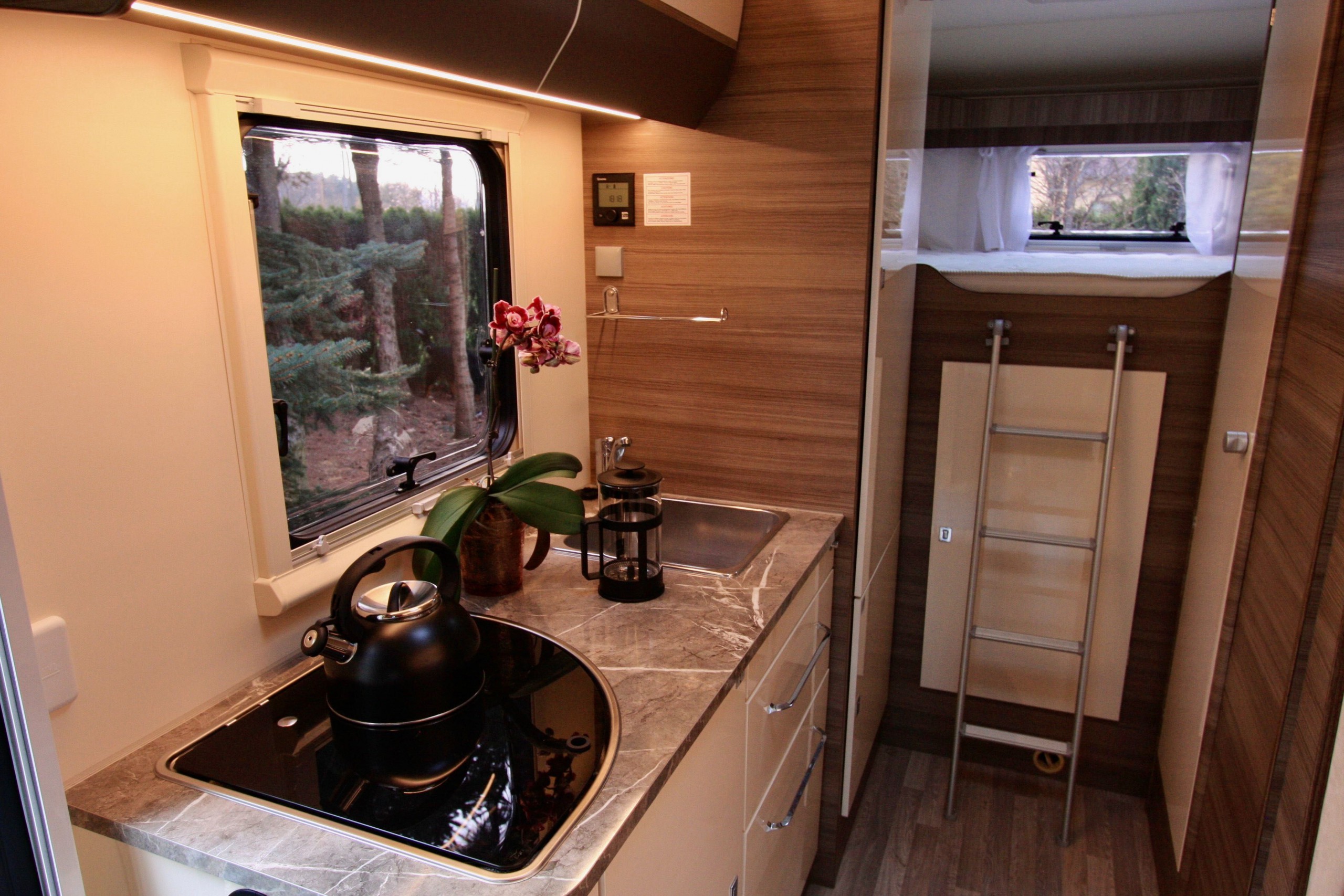 Wynajem nowego kampera 6 osobowego