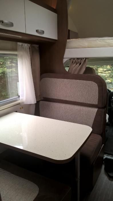 wynajem kampera campera rzeszow 6-osobowy do spania i jazdy