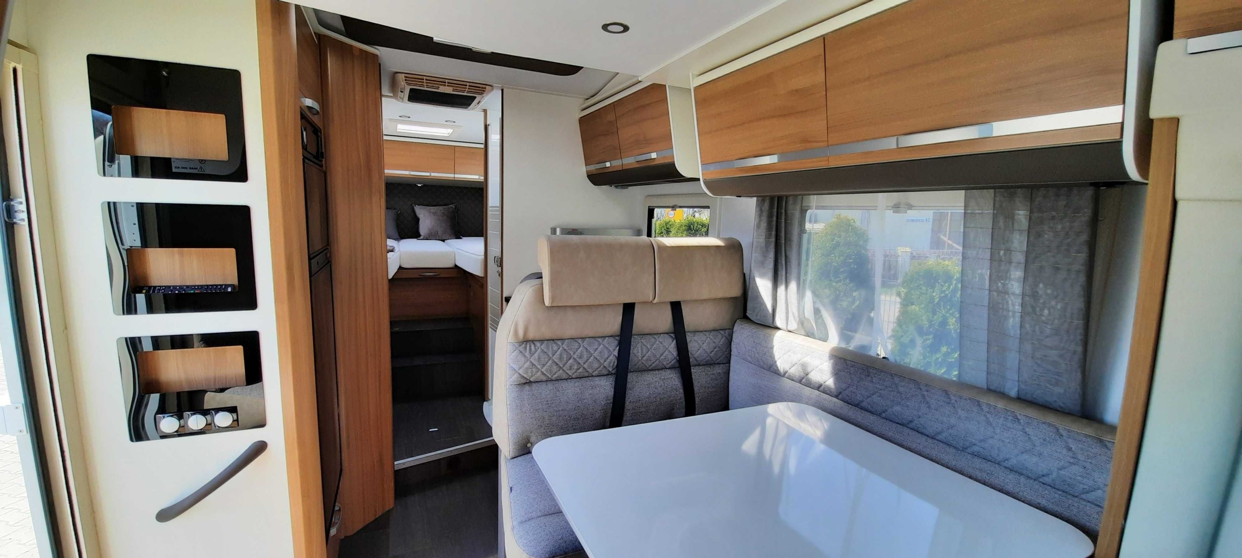 Wynajem kampera Adria Matrix 670SL z 2021 roku WOLNE TERMINY!