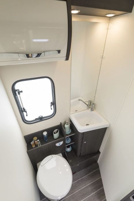 Wynajem kampera ALKOWA, 5-osobowy, bogate wyposażenie, LATO/ZIMA.