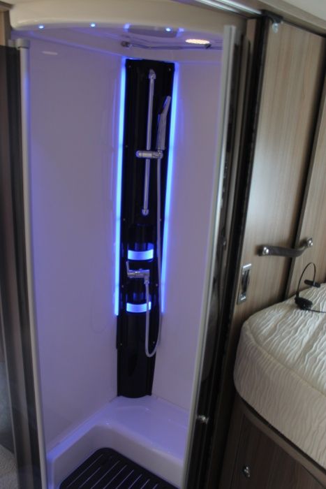 Wiosna LATO Kamper wynajem 4-osob. Luksusowy WOLNE TERMINY