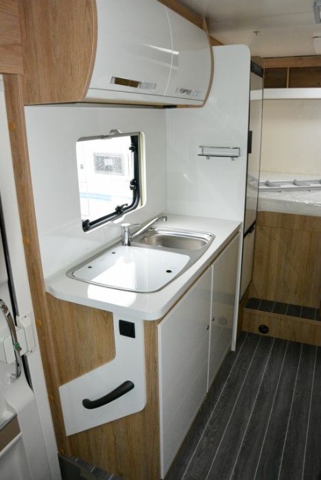 Kamper CI 95M Roller Team 6-os Wypożyczenie Wynajem klima kampmiro.pl